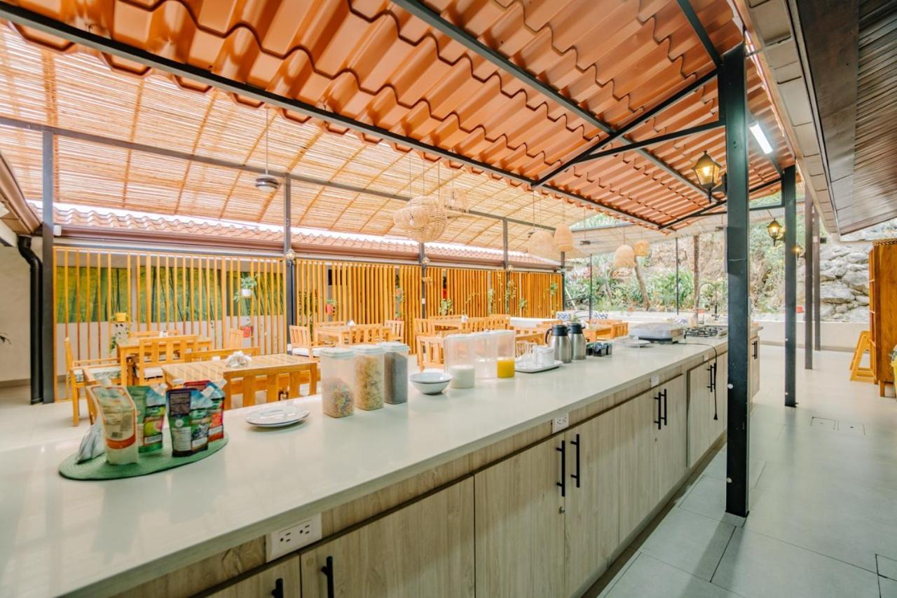 Hotel Ocotal Bed & Breakfast Playa Ocotal ภายนอก รูปภาพ