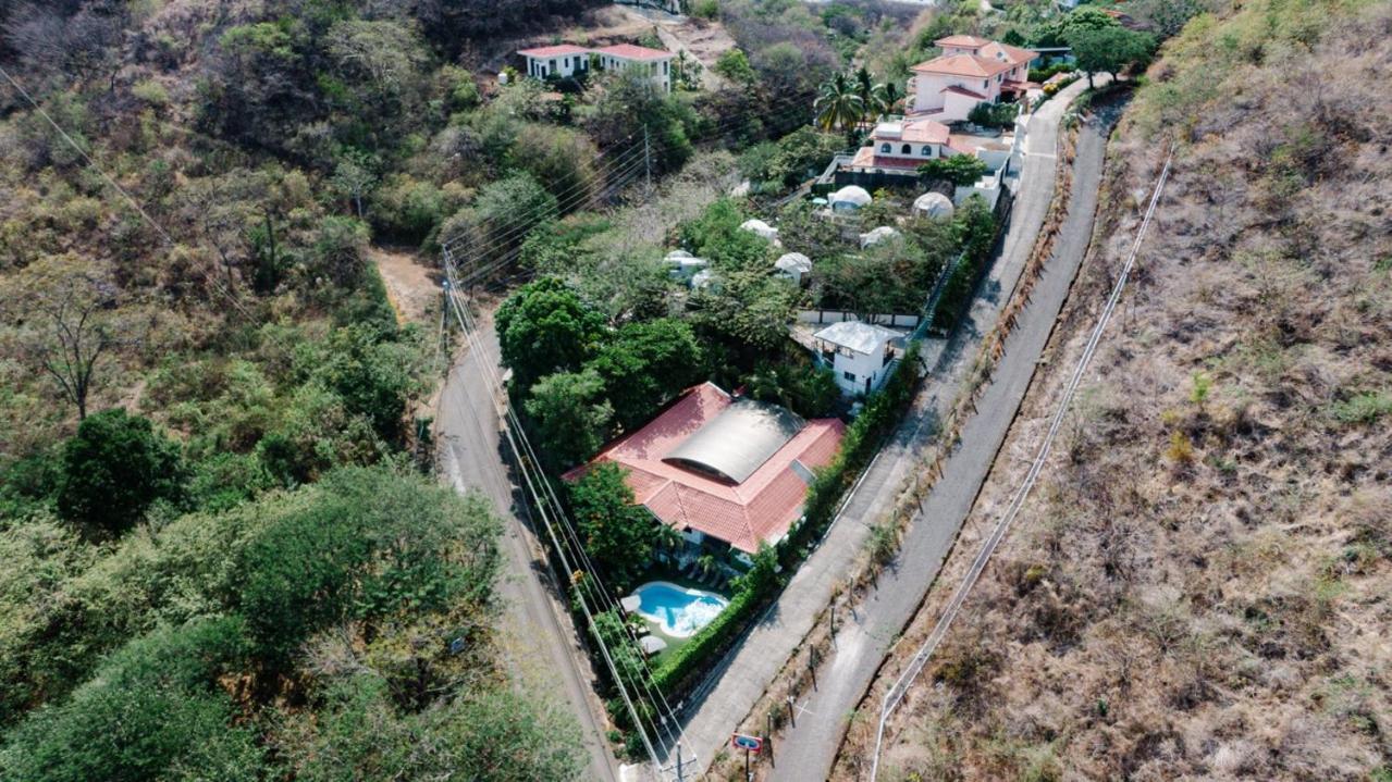 Hotel Ocotal Bed & Breakfast Playa Ocotal ภายนอก รูปภาพ