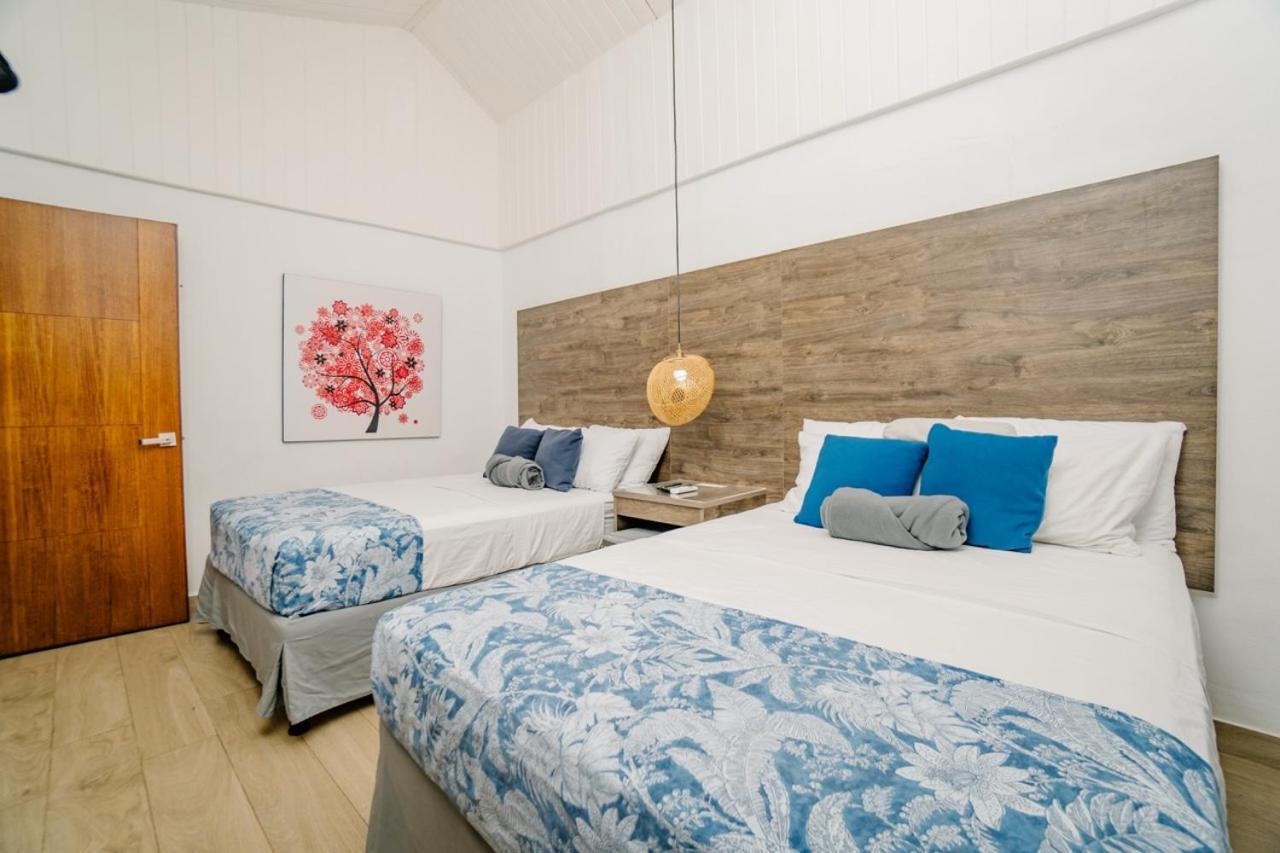 Hotel Ocotal Bed & Breakfast Playa Ocotal ภายนอก รูปภาพ