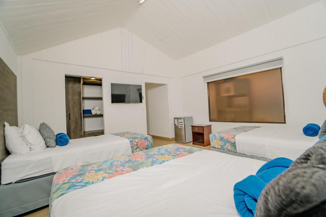 Hotel Ocotal Bed & Breakfast Playa Ocotal ภายนอก รูปภาพ