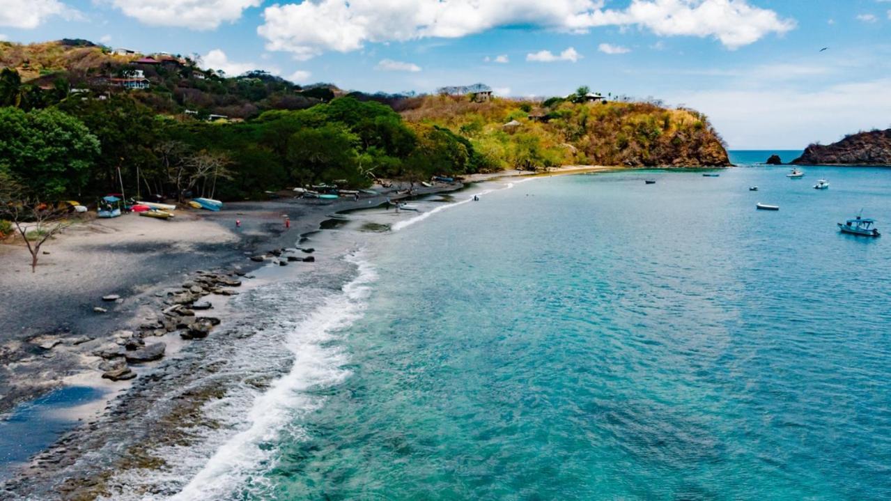 Hotel Ocotal Bed & Breakfast Playa Ocotal ภายนอก รูปภาพ